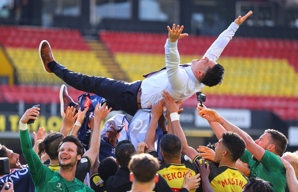 Xisco Muñoz celebra con los jugadores del Watford, el ascenso a la Premier League.