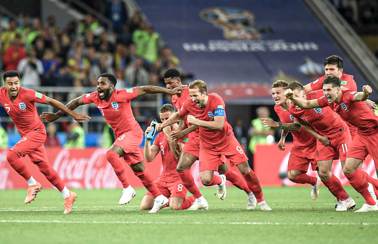 Los jugadores de Inglaterra celebran el pase ante la selección de Colombia. Russell avisó que estaban listos. Matthias Hangst/Getty Images
