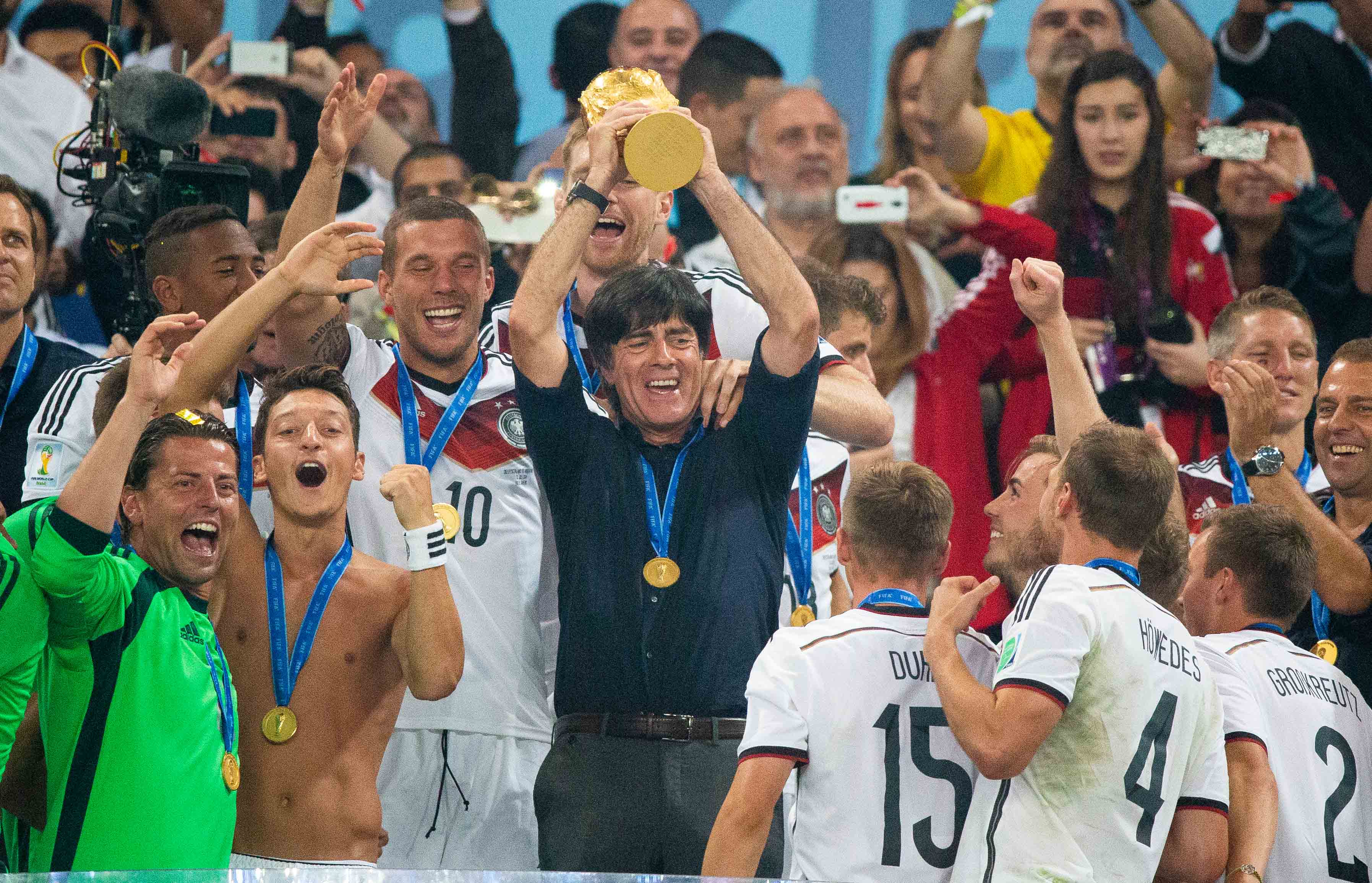 Joachim Löw llevó a Alemania al título en Brasil 2014, un campeonato donde los germanos se impusieron a sus rivales desde el dominio del balón. Simon Bruty/Anychance/Getty Images