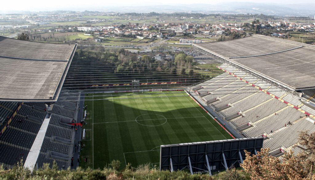 Peixoto jugó también en el Sporting de Braga (arriba foto de su estadio) y el Espanyol en la Liga. Getty Images