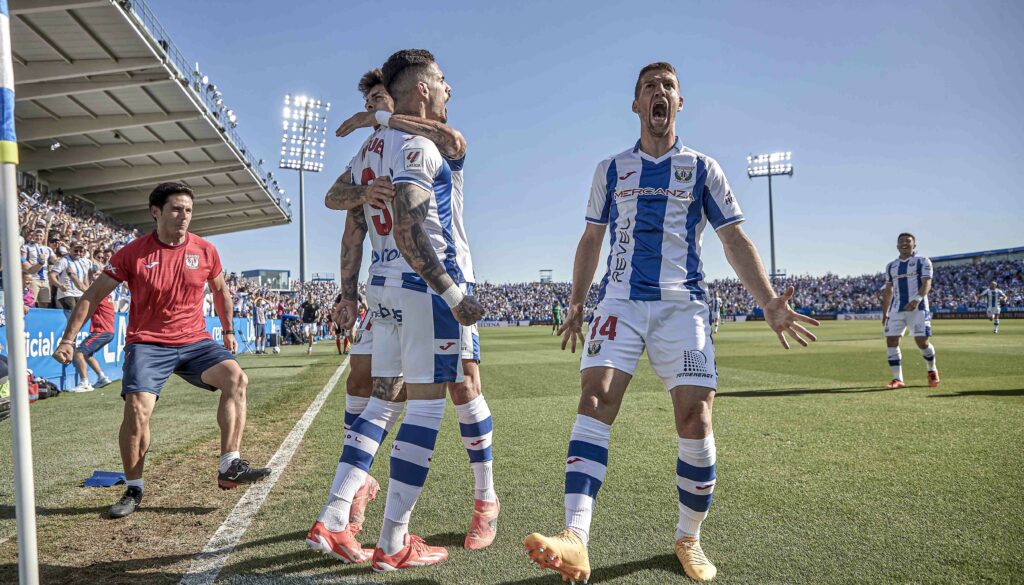 Jugadores del Leganés celebrando un gol contra el Elche