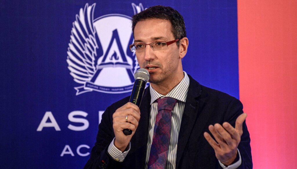 Iván Bravo, director de la Aspire Academy