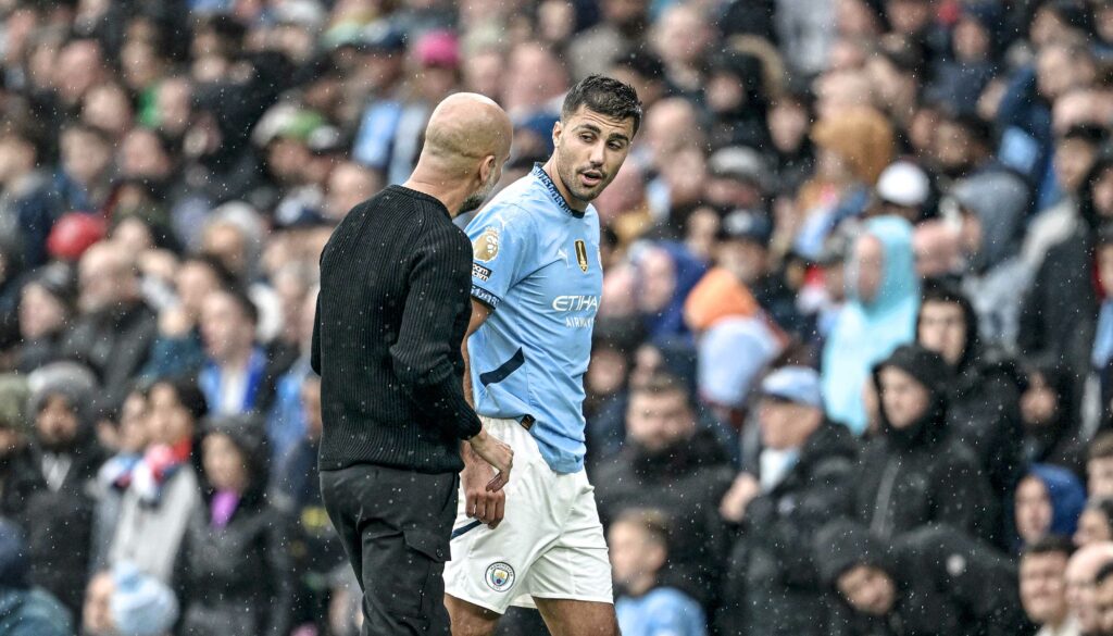 Rodri y Pep Guardiola. La lesión del primero afectó al Manchester City