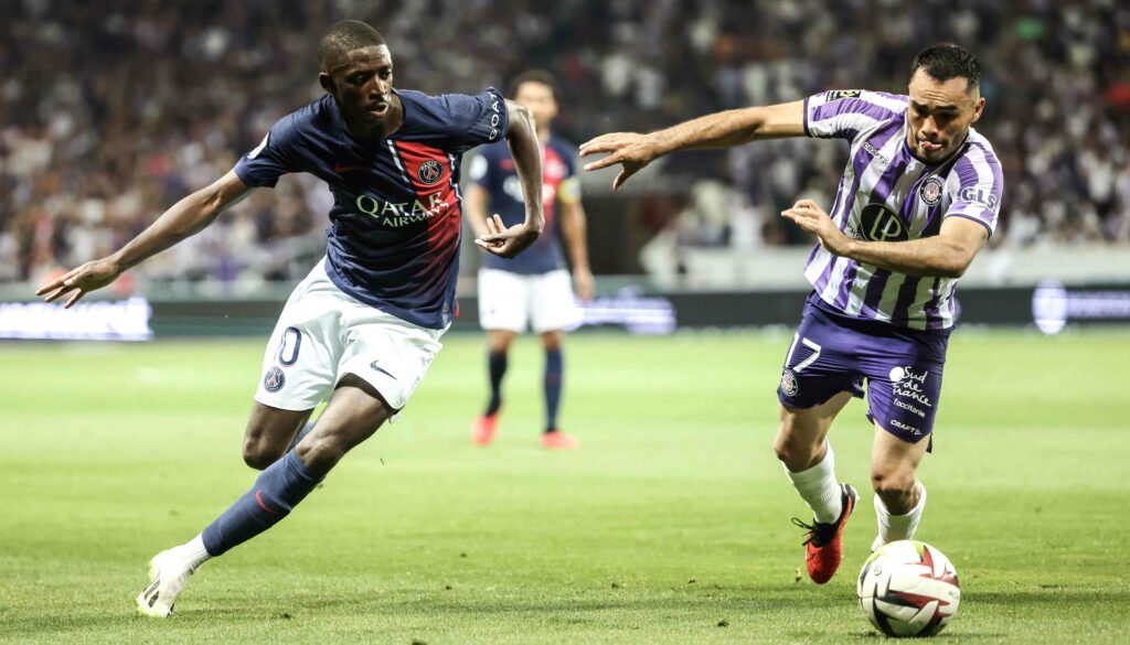 Ousmane Dembélé y Gabriel Suazo se enfrentan en el PSG vs Toulouse