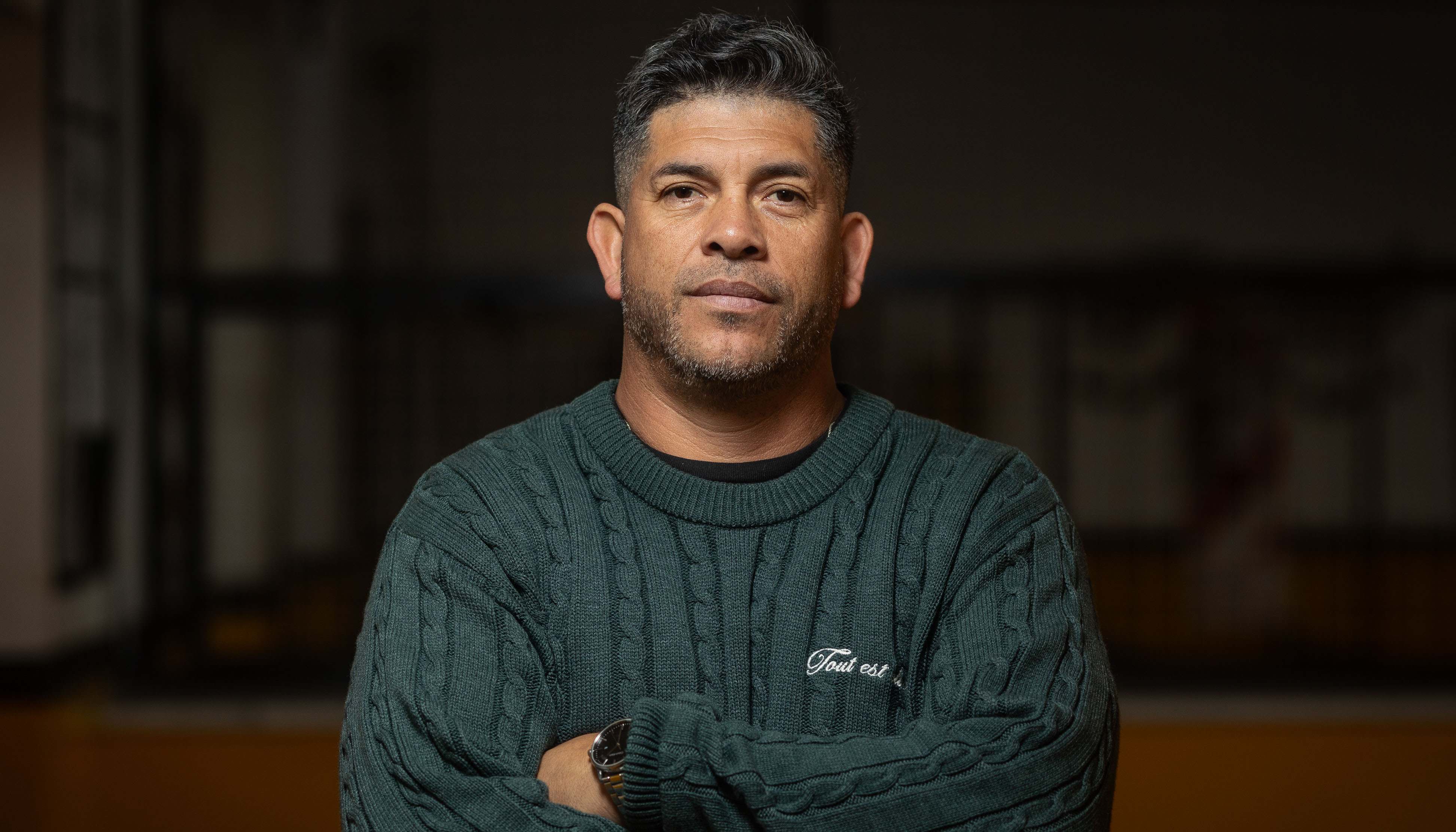 Sergio Gómez (44 años) es el entrenador más joven de la dupla. Se inició en el banco en sus últimos momentos como jugador. Juan M. Ferrari