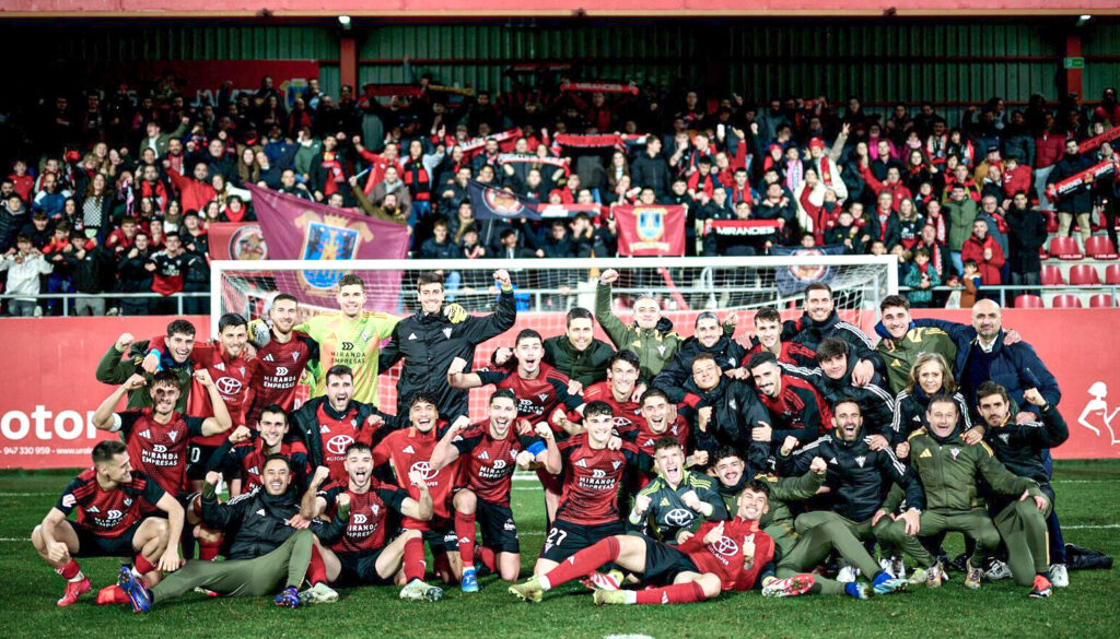 Mirandés, temporada 2024-25, equipo dirigido por Alessio Lisci