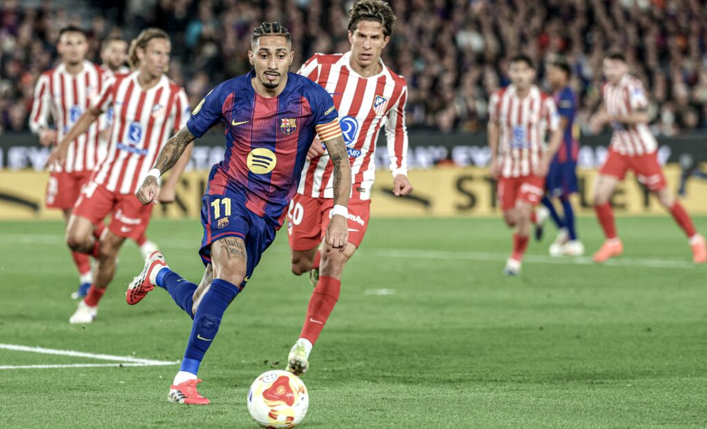 Raphina marcó un o de los goles que apuntaban a una remontada del Barça