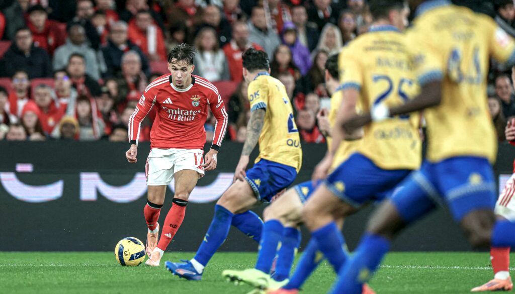 Estoril terminó décimo en la liga portuguesa 2025/26. Un clasificación histórica para el modesto club amarillo. Patricia de Melo/AFP vía Getty Images