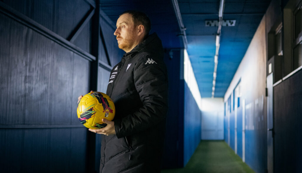 Ian Cathro dirigió 71 partido al Estoril, con un balance de 23 victorias, 19 empates y 29 derrotas. Fotografía: Daniel Ribeiro