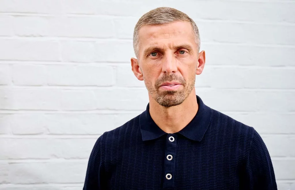 Tras nombrar a O’Neil entrenador del Estrasburgo en enero de 2026, el presidente Marc Keller lo describió como un "entrenador exigente y respetado, con un enfoque moderno del fútbol". Tim Jobling